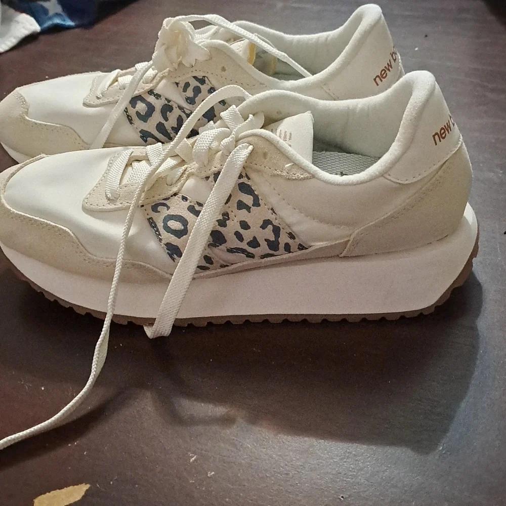 Shoes - Picture 3 of 3